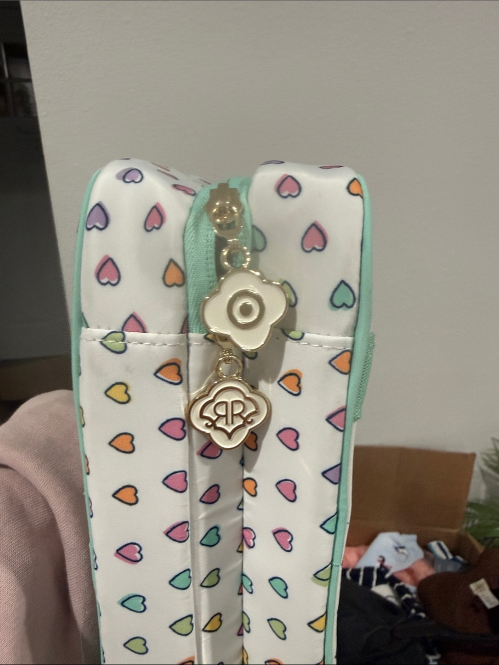 Roller Rabbit x Target Disco Hearts Wave Hanging Toiletry Bag NWT - Picture 7 of 8